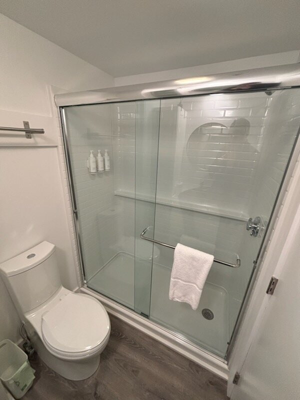 Stones Throw Hotel主图