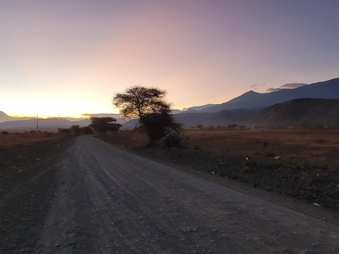 Mountain’s Hug主图