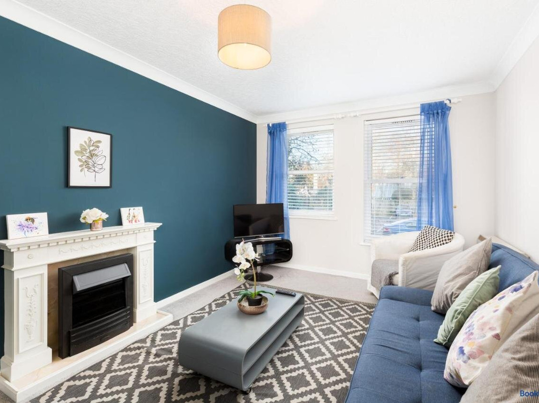 Leamington Spa Chestnut Court Contemporary Apartments