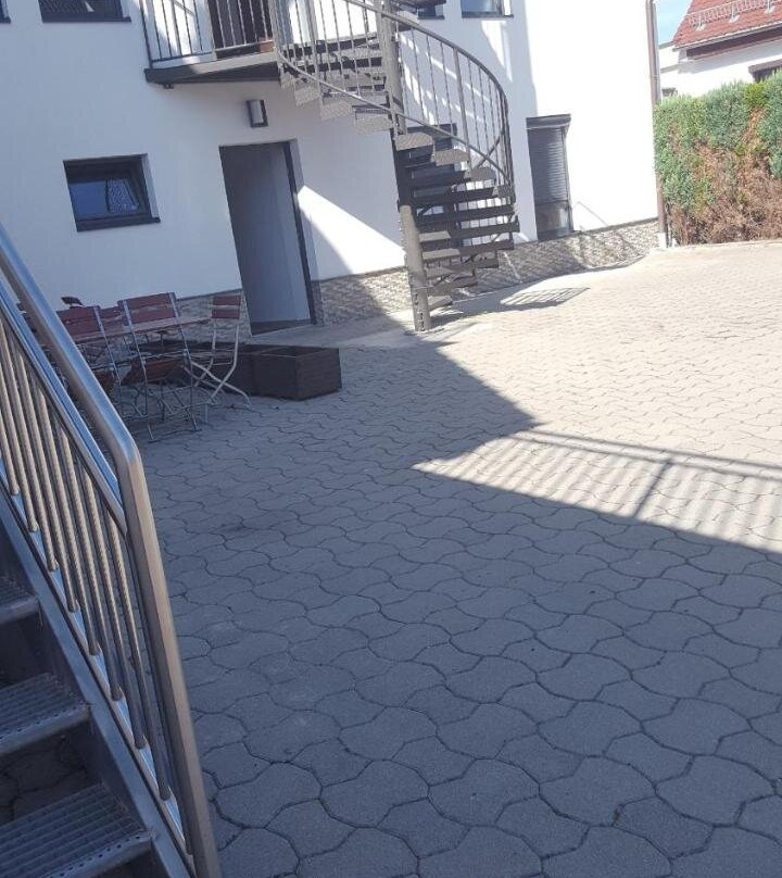 巴伐利亚酒吧公寓