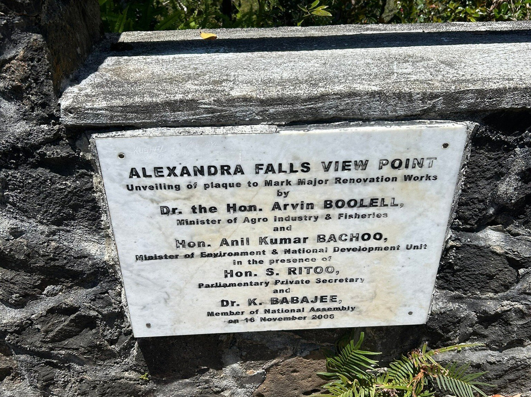 Alexandra Falls-Union Park必去景点