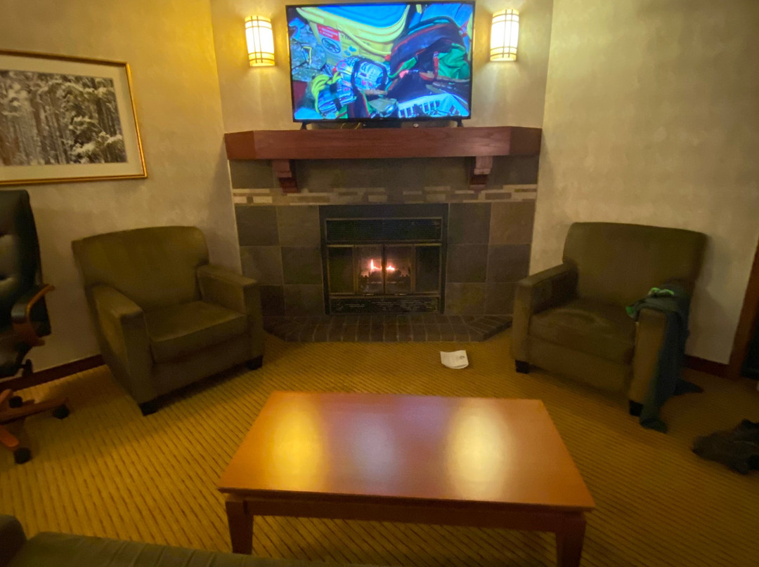 Elkhorn Resort Spa & Conference Centre主图