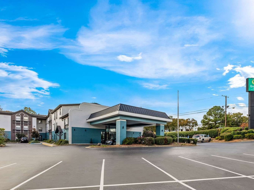 玛丽埃塔酒店住宿-Quality Inn Marietta near Dobbins ARB