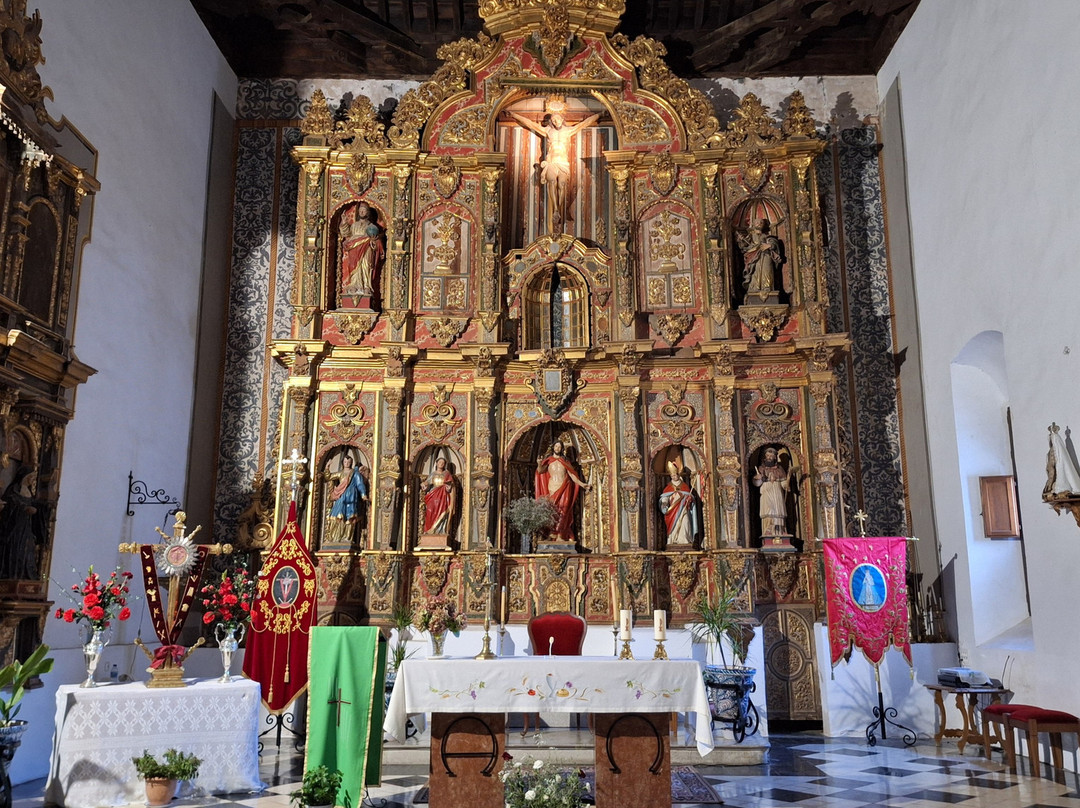 Iglesia De La Santa Cruz (pampaneira)景点图片