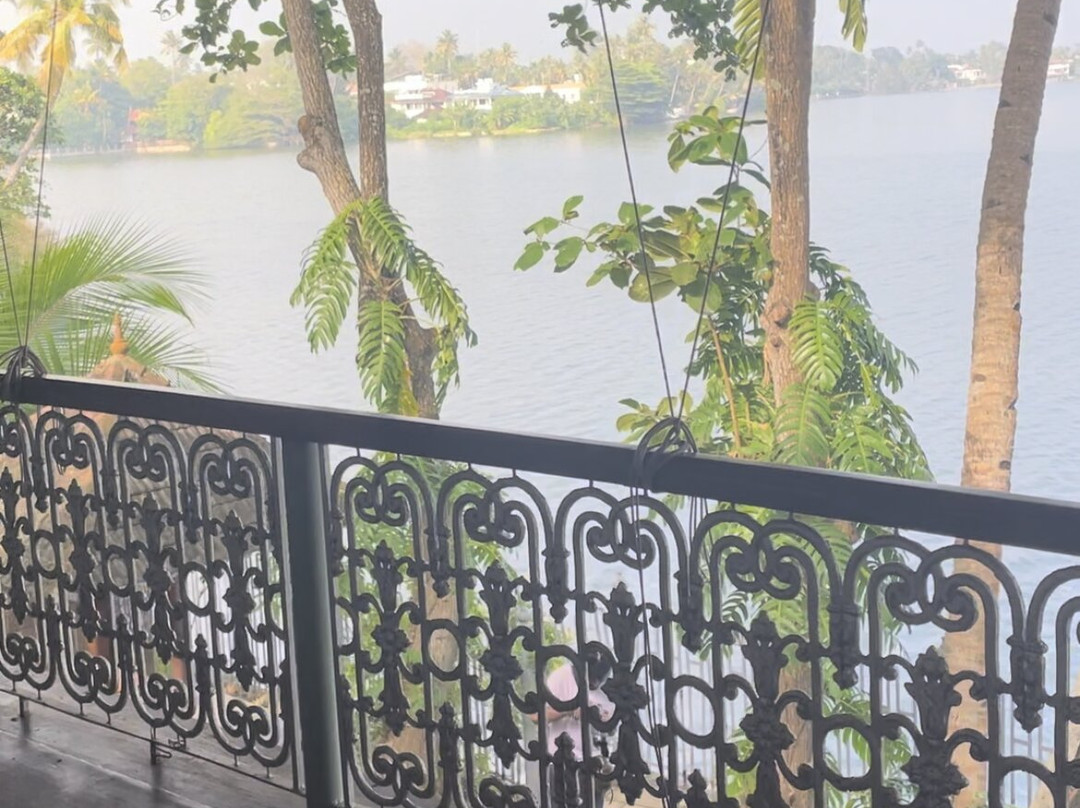 Samiira On Ashtamudi Lake主图