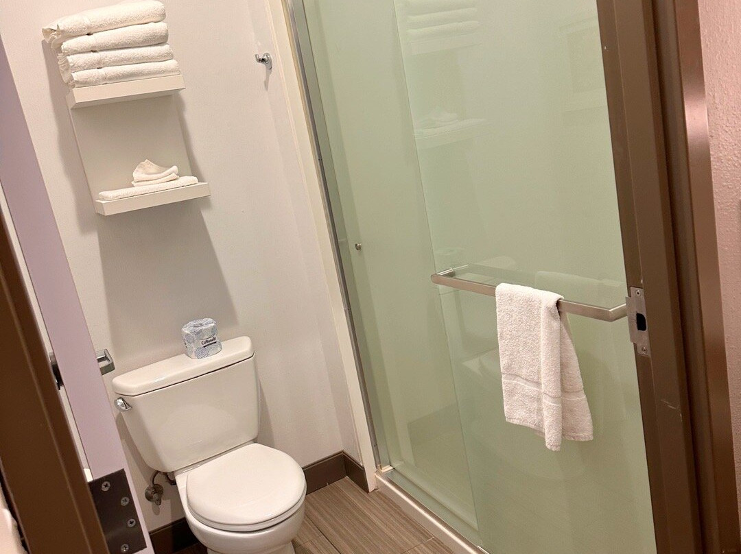 Hampton Inn And Suites Stroud主图