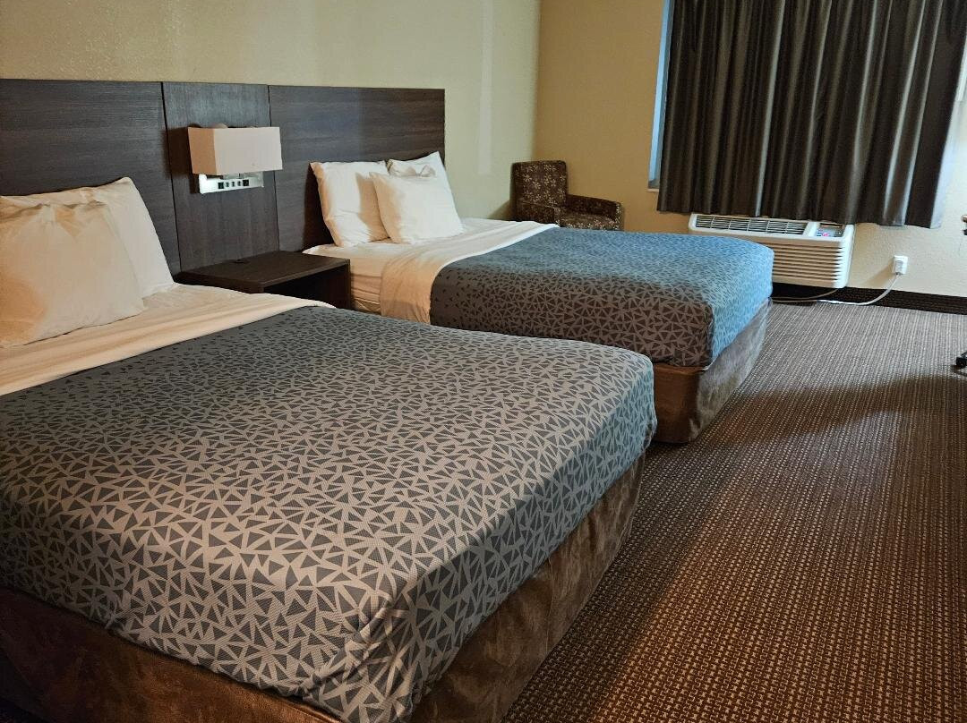 Rodeway Inn & Suites Milwaukee主图