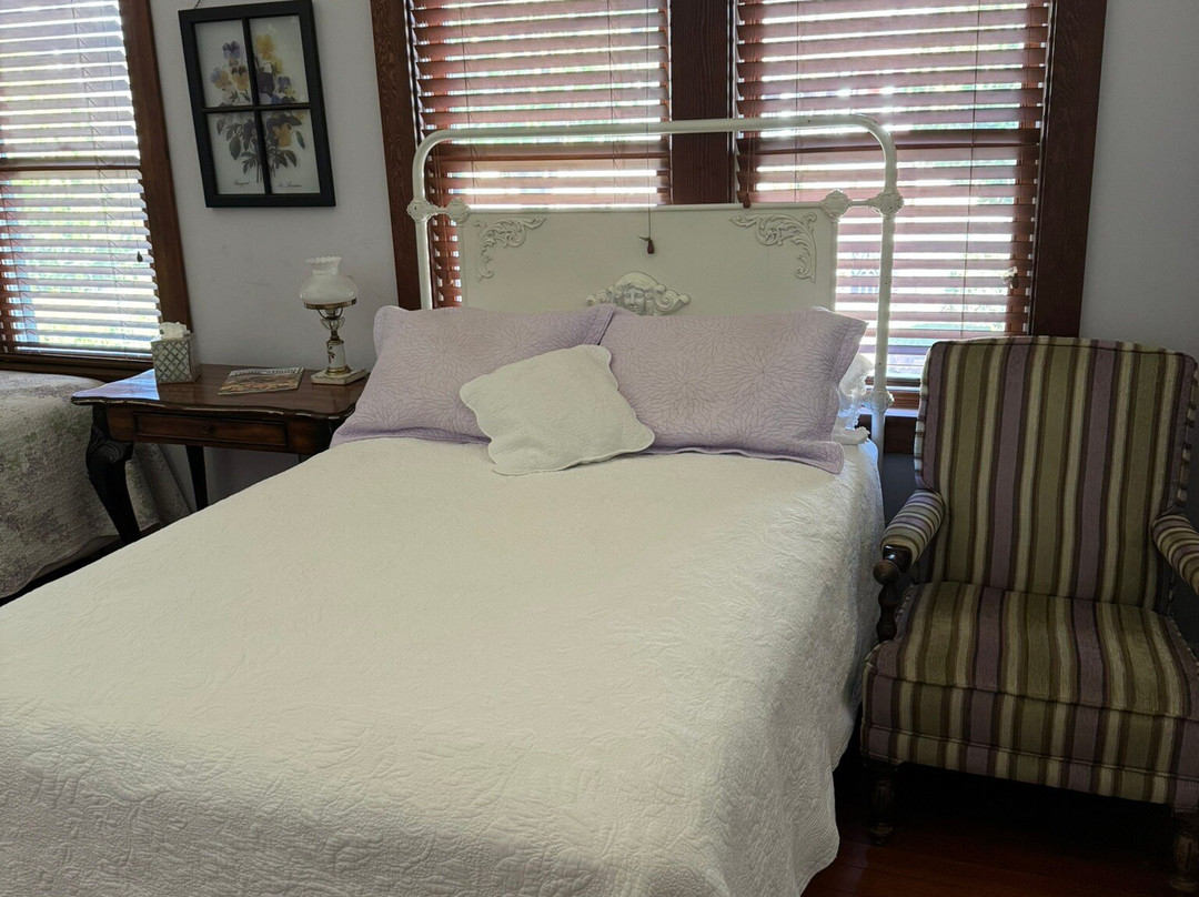 Chrysocolla Inn主图