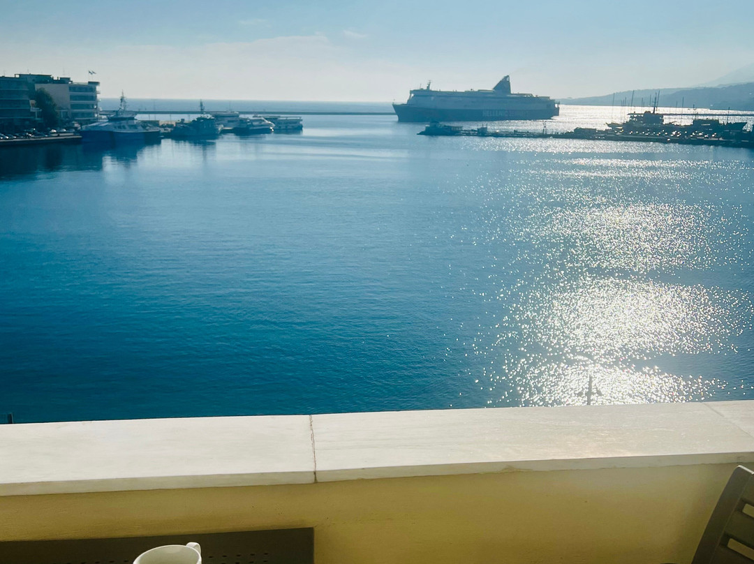 莱斯维恩酒店主图