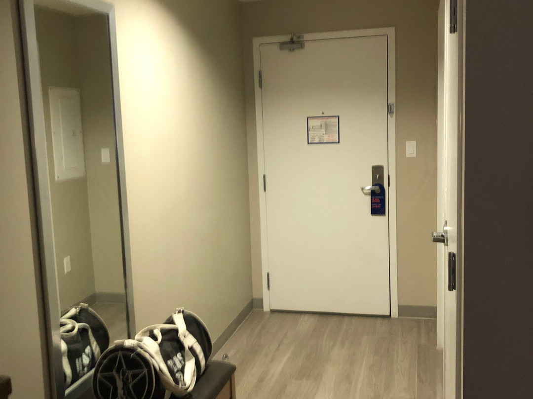 Holiday Inn Express & Suites Oshawa Downtown - Toronto Area by IHG主图