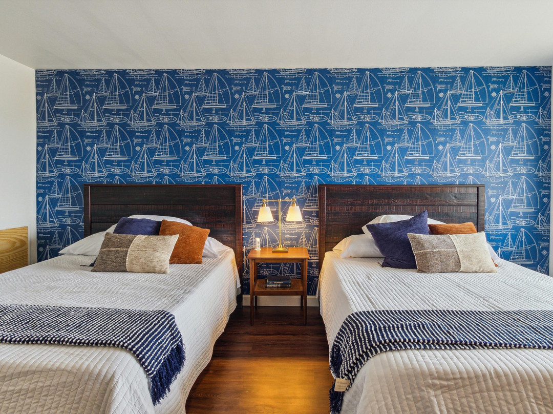 The Bay Inn Of Petoskey主图