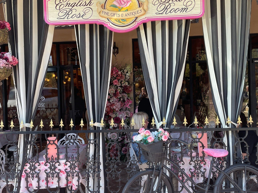 Phallic Rock-凯尔福利必去景点