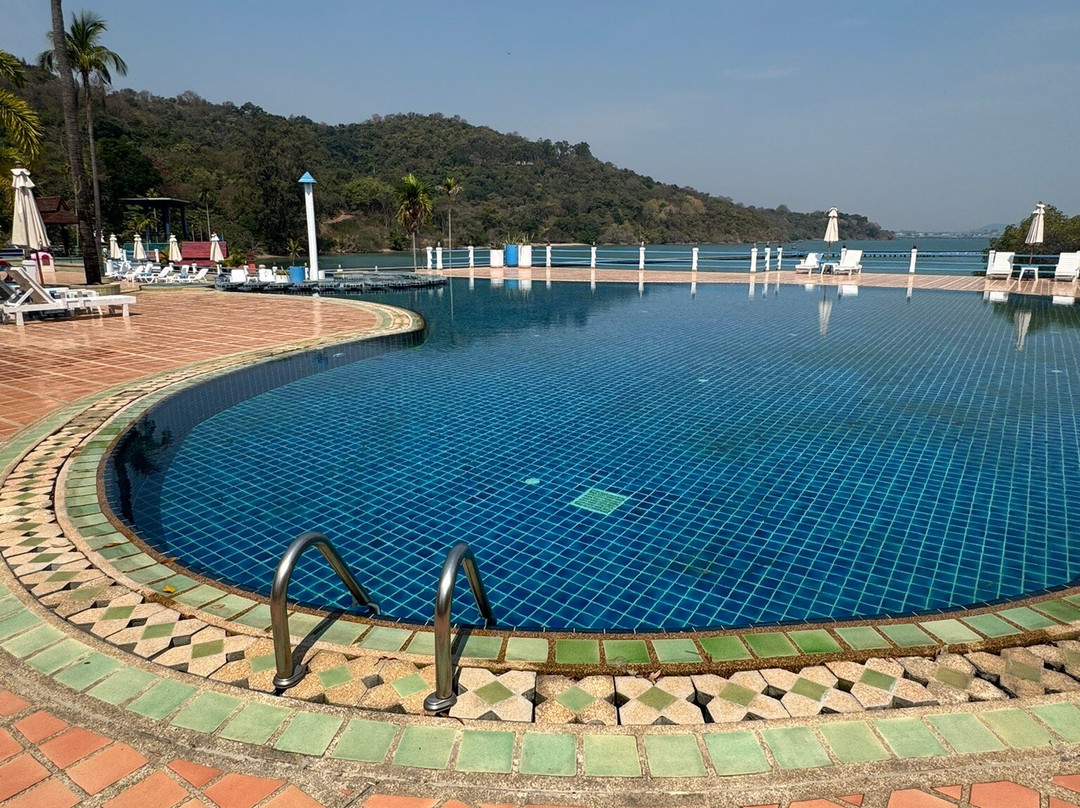 罗勇海滩度假村&Spa主图