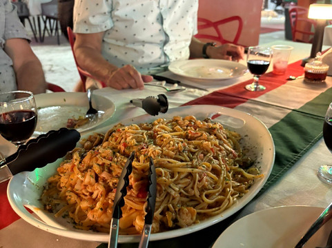 Nona's Italian Kitchen