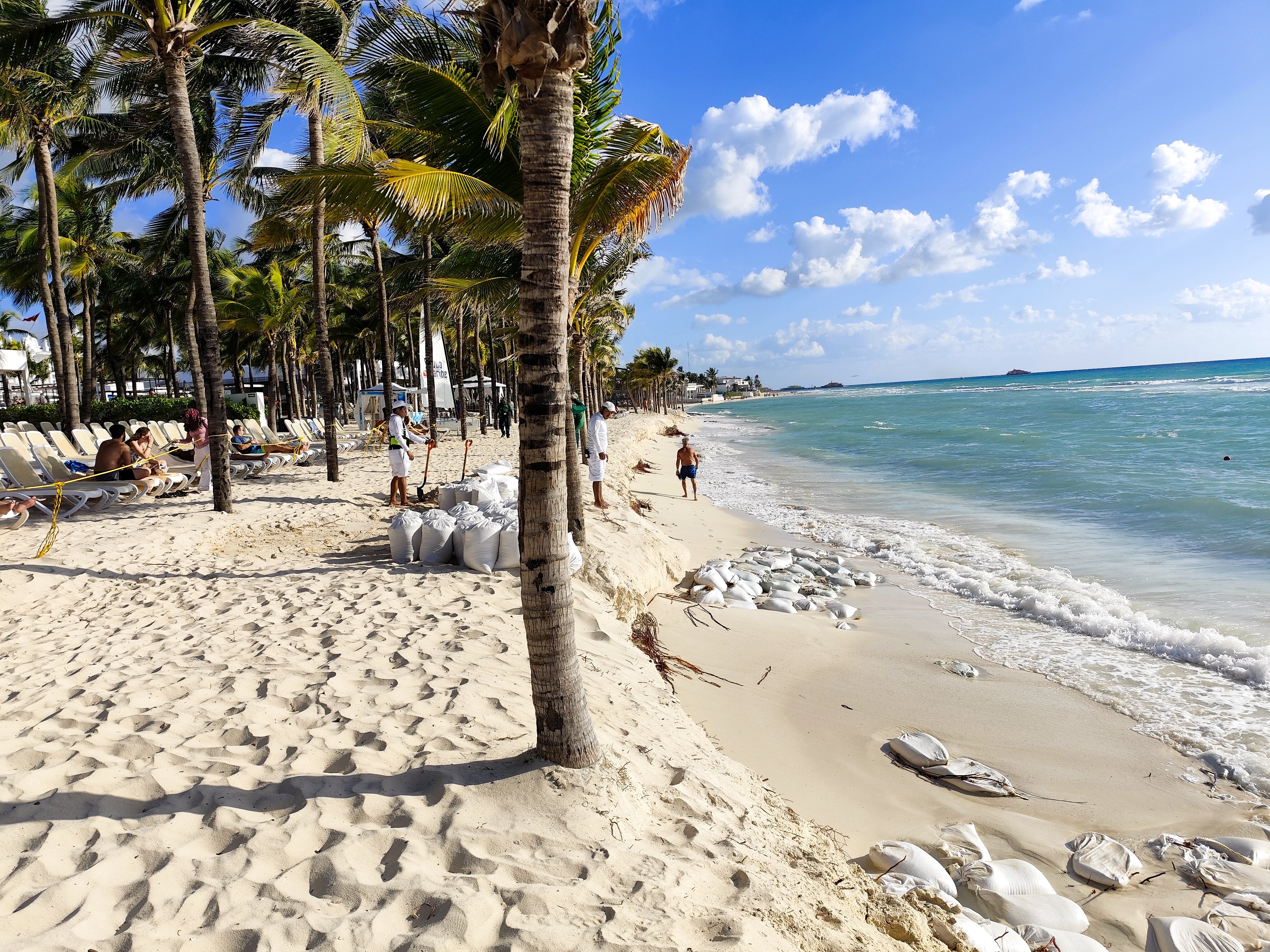 马雅海滨悦宜湾奢享酒店-泳池