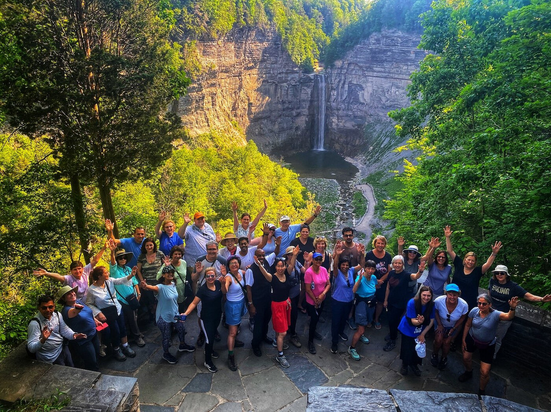 Toronto Fun Tours (Sadaf Holidays Inc.)-康山必去景点