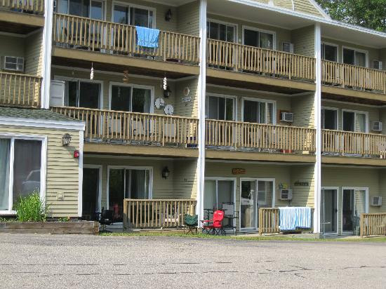 Misty Harbor and Barefoot Beach Resort主图