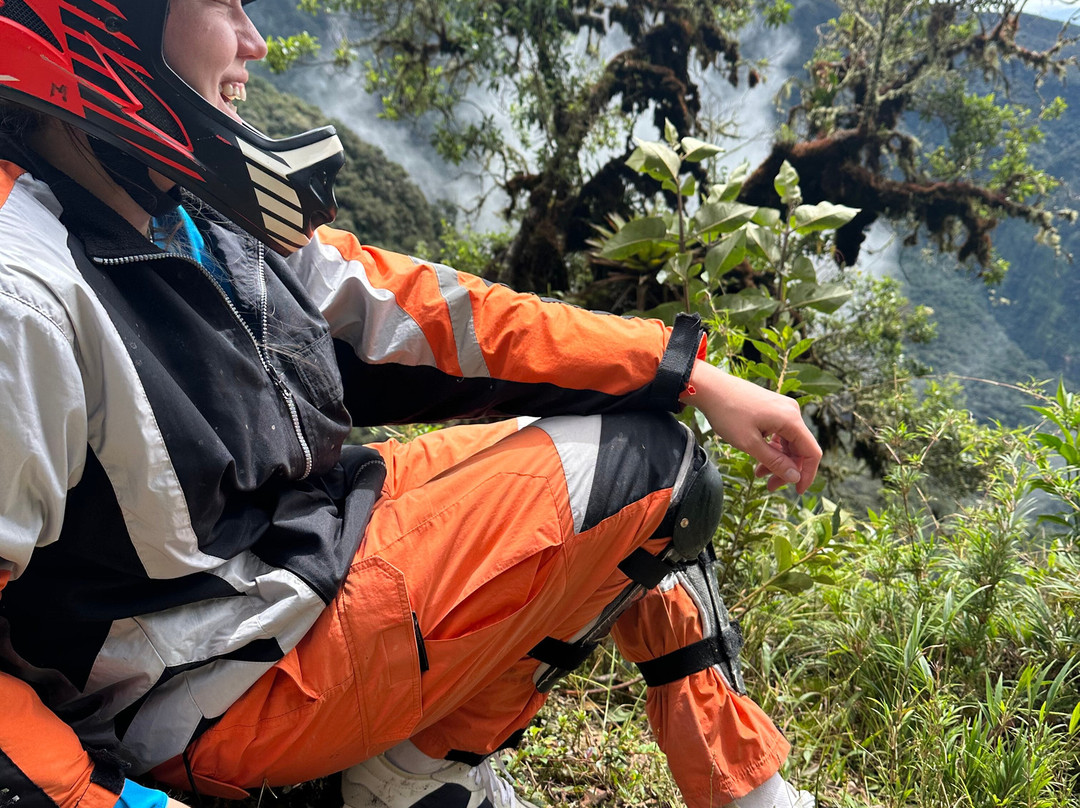 Evolution Adventure Travel - Death Road-拉巴斯必去景点