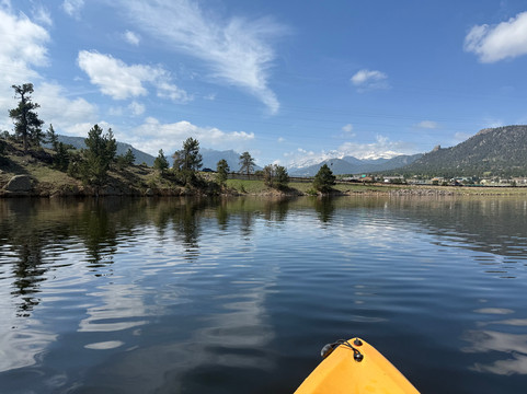 Lake Estes Marina & Tackle Shop-埃斯蒂斯公园必去景点