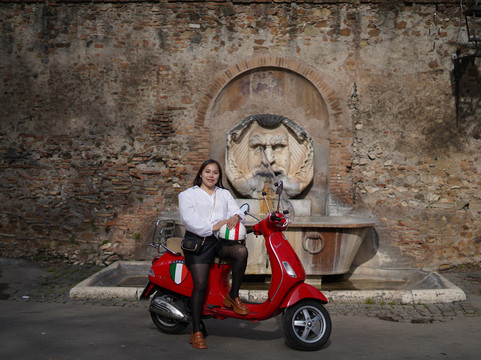 RomeIsmylove Vespa tour in Rome with professional photographer 🛵📸🇮🇹-罗马必去景点