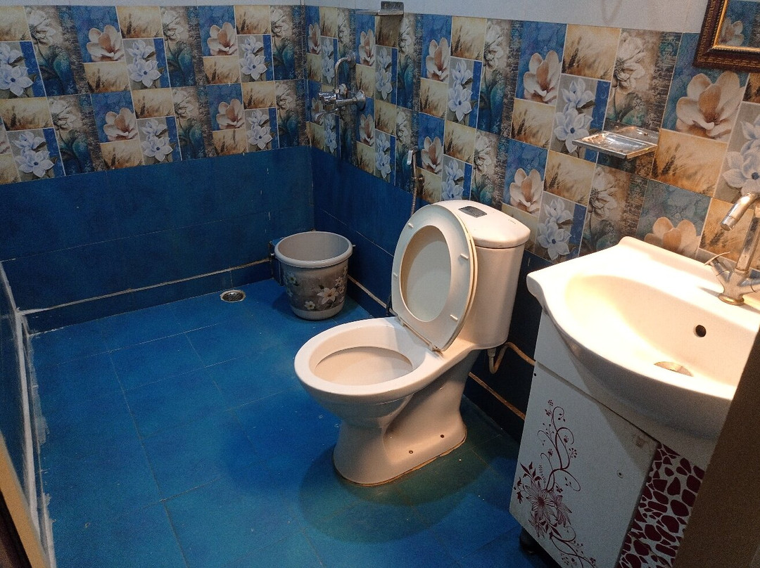 Hotel Yuvraj & Laxmi Restaurant