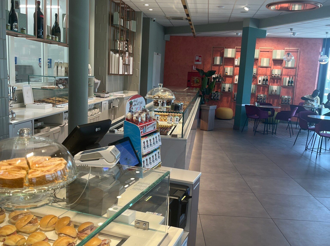 Arte Dolciaria Pasticceria e Bistrot