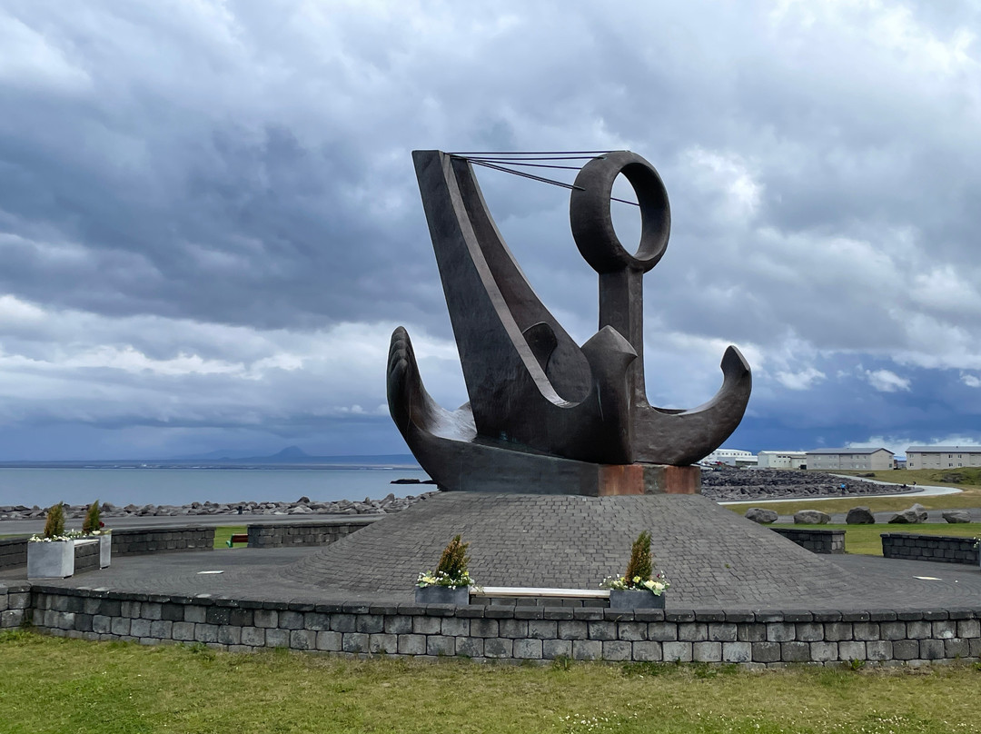 Anchor Monument-凯夫拉维克必去景点