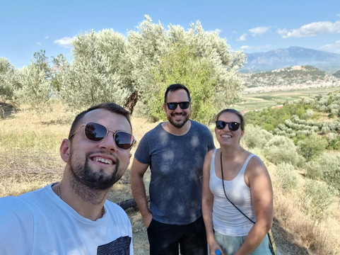 Olive Oil & Vineyard Tour Berat-培拉特必去景点