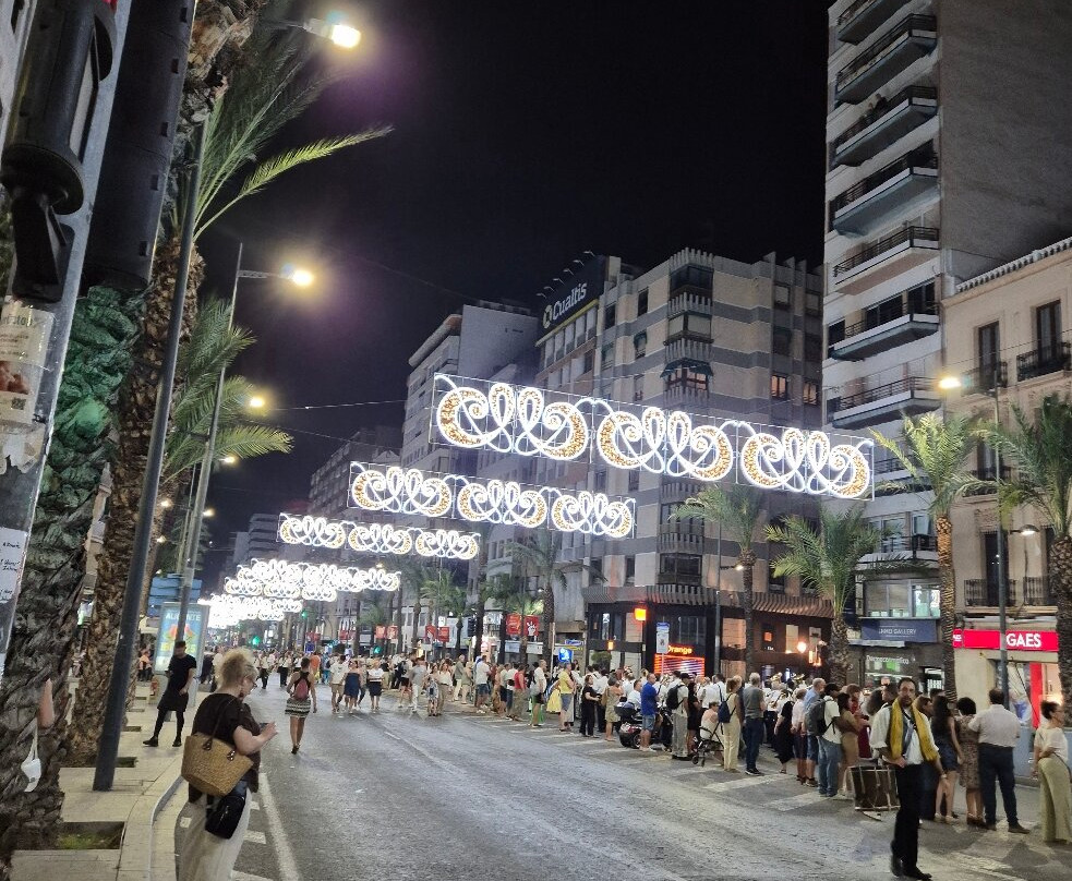 Plaza de Los Luceros-阿利坎特省必去景点