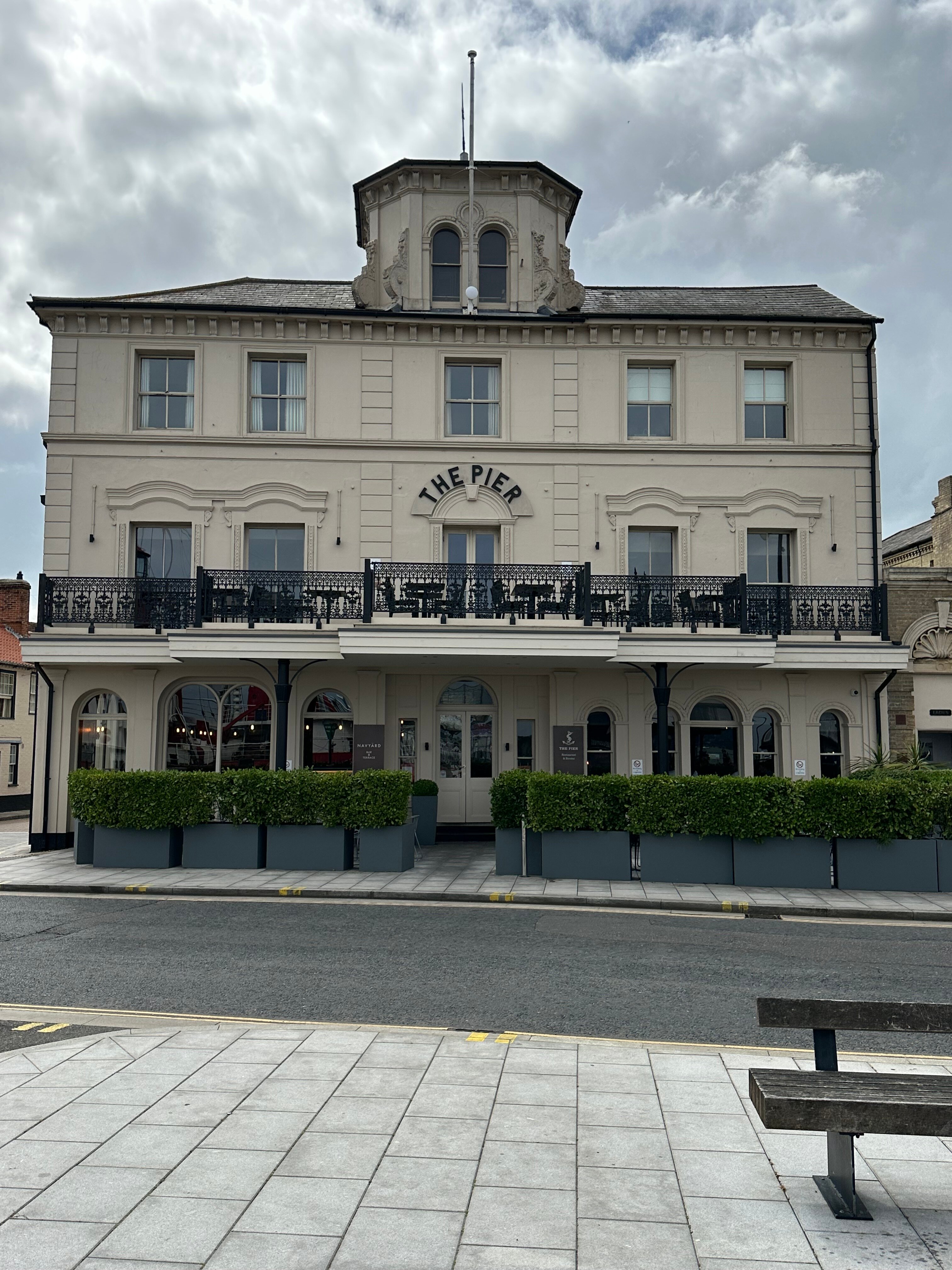 The Pier Hotel at Harwich-浴室
