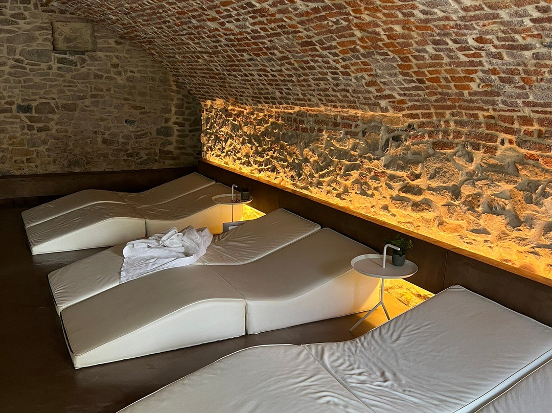 奈特水疗酒店主图