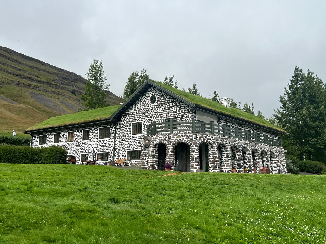 Skriduklaustur-埃伊尔斯塔济必去景点