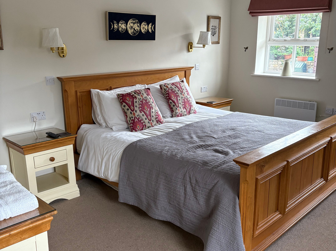 The Boatside Inn主图