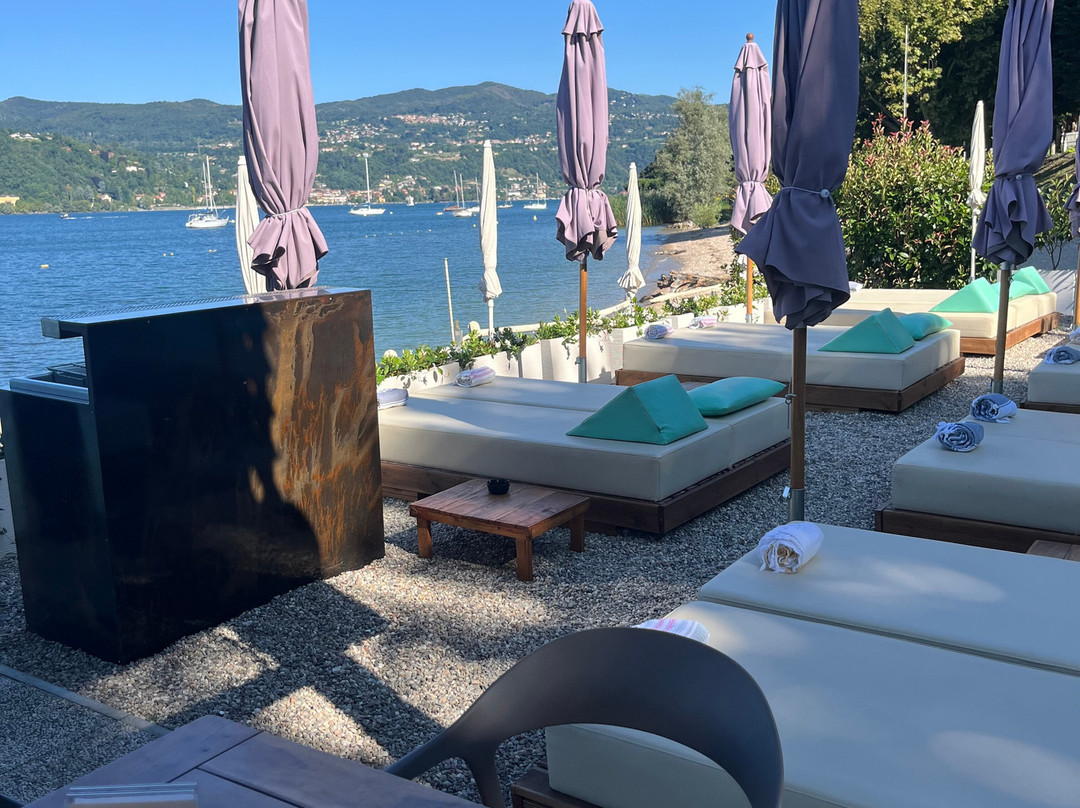 Lounge Bar La Noce-Angera必去景点