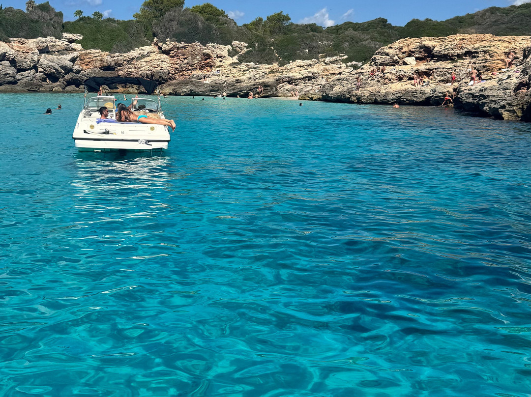 BlackLizard Boat Tours-Biniancolla必去景点