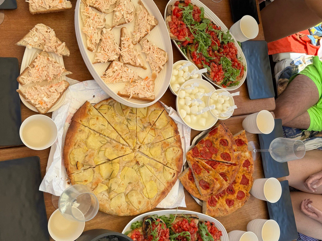 Albachiara Boat Escursioni e Aperitivi in barca-维耶斯泰必去景点