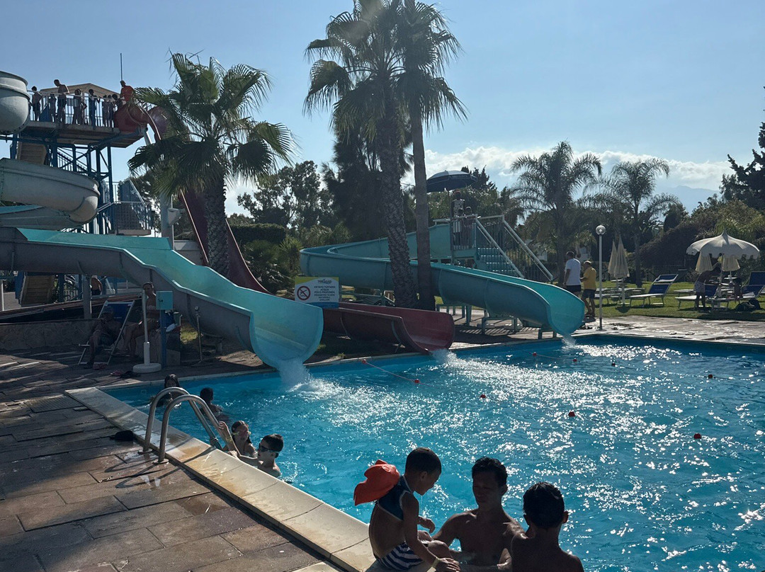 Lido Acquascivoli Tobogan-Giardini Naxos必去景点