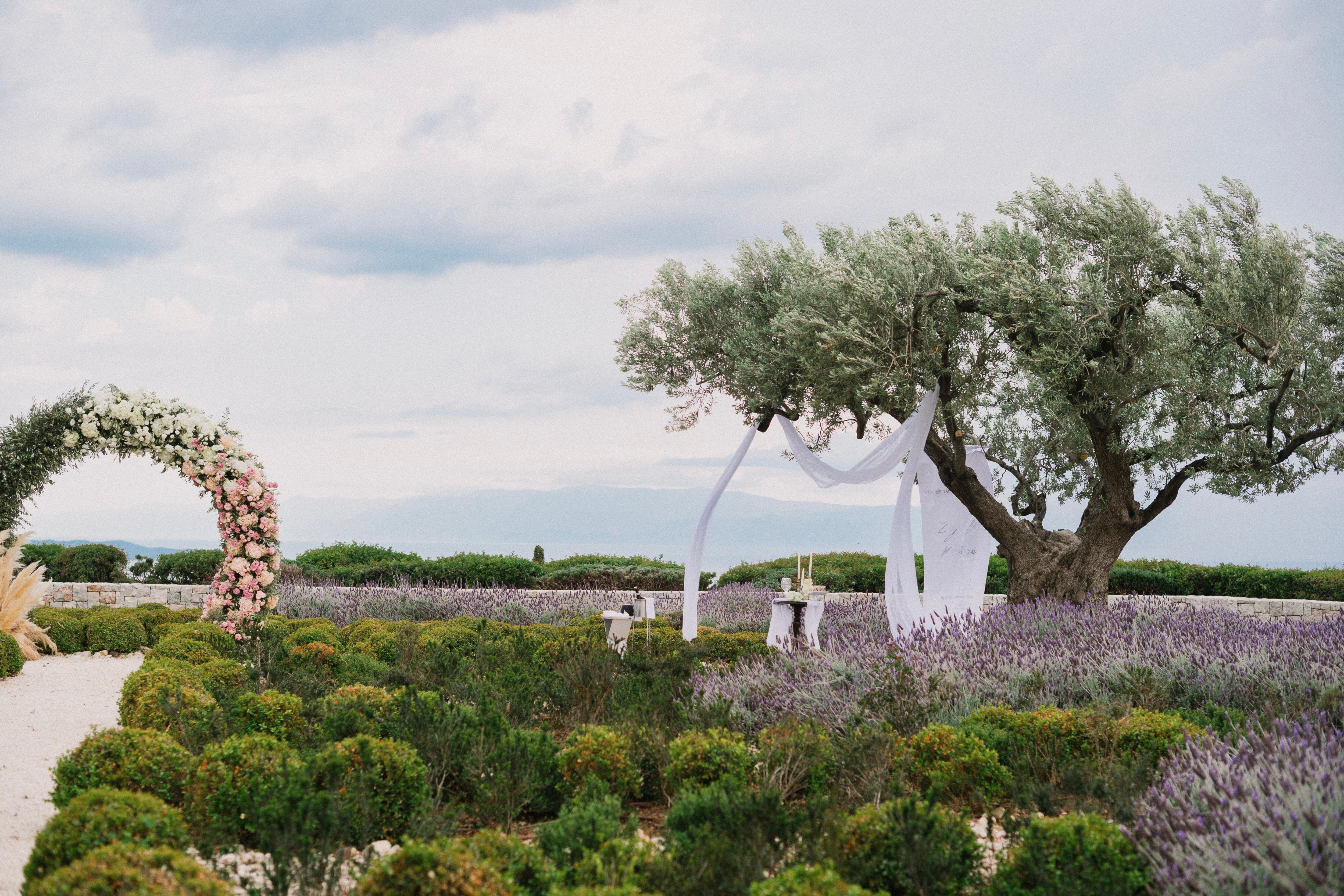 Amanzoe-官方