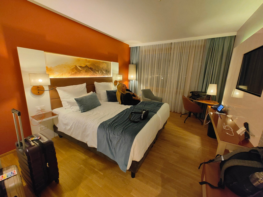 Leonardo Hotel Zurich Airport主图