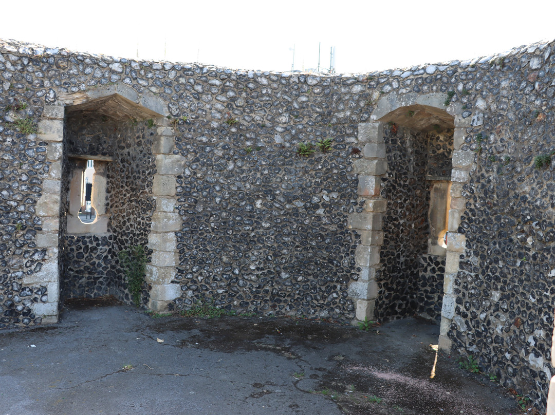 Canterbury City Walls-坎特伯雷必去景点