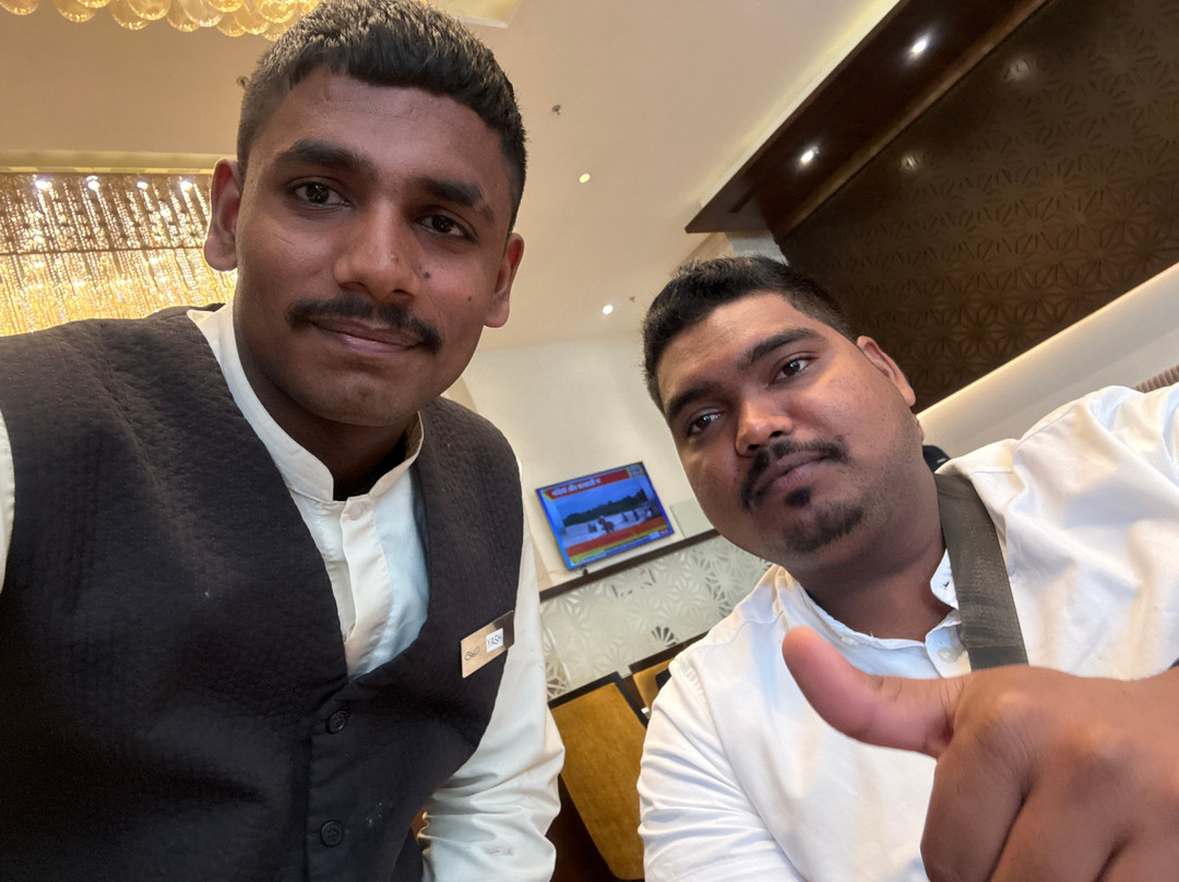 Nirvana Sarovar Portico主图