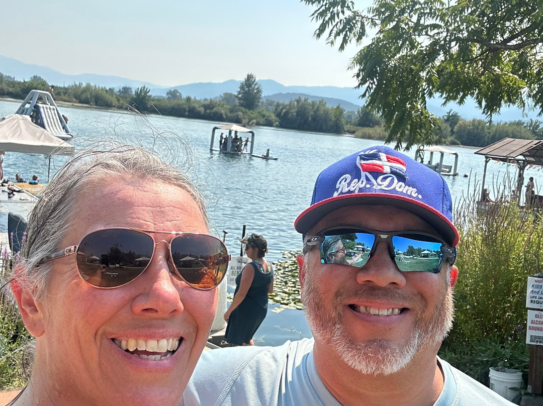 Rogue Jet Boat Adventures-Central Point必去景点