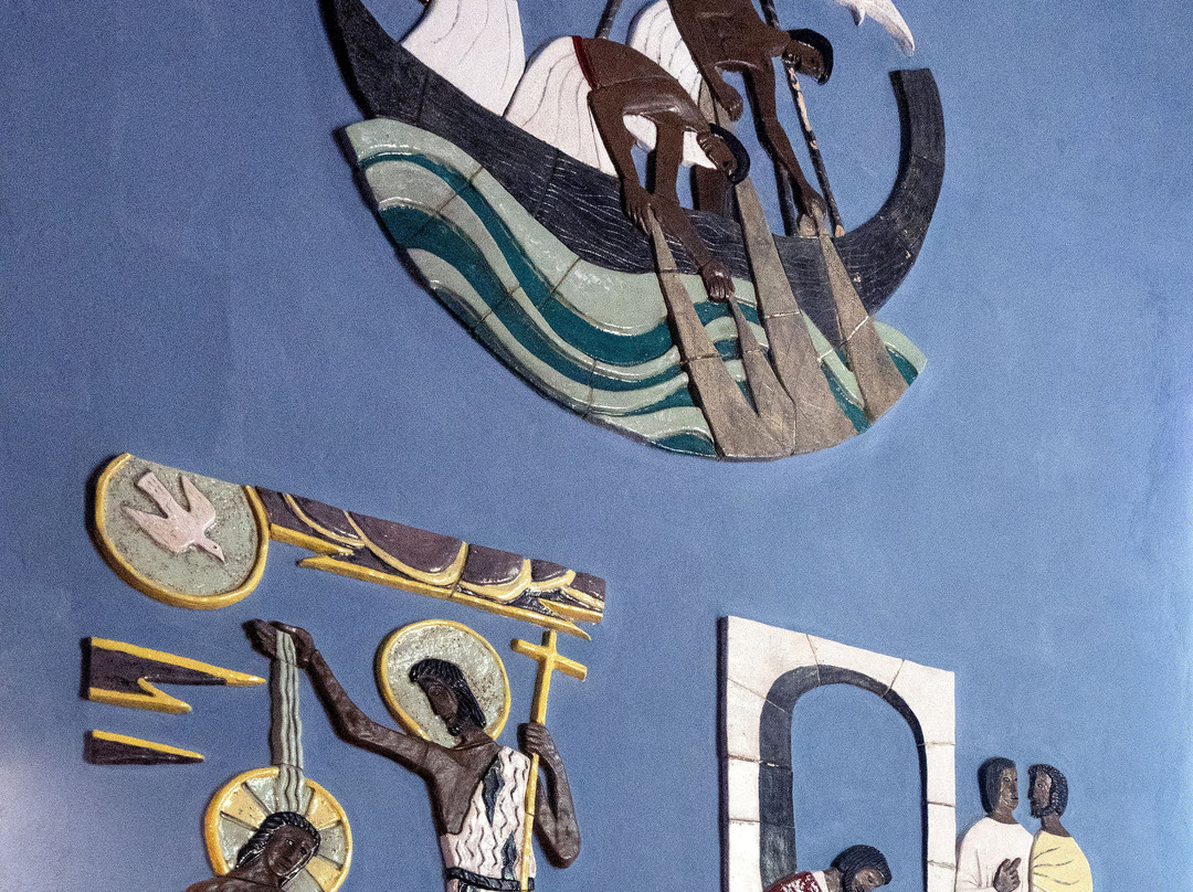 Eglise Saint-Pardoux-蒙多尔必去景点