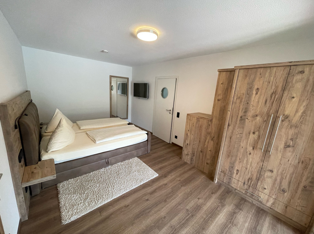 Hotel Garni Cafe Im Hamm主图