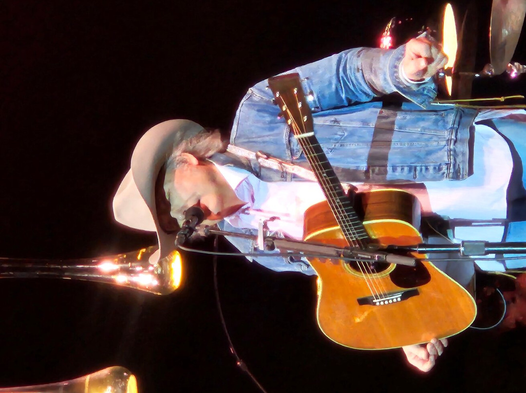 Black Oak Mountain Amphitheater-Lampe必去景点