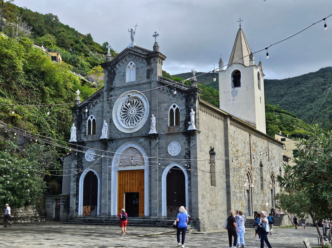 Church of San Giovanni Battista-里奥马焦雷必去景点