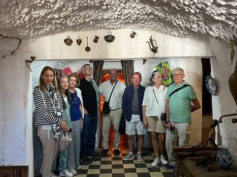 Miriam Tourist Guide-格拉纳达必去景点