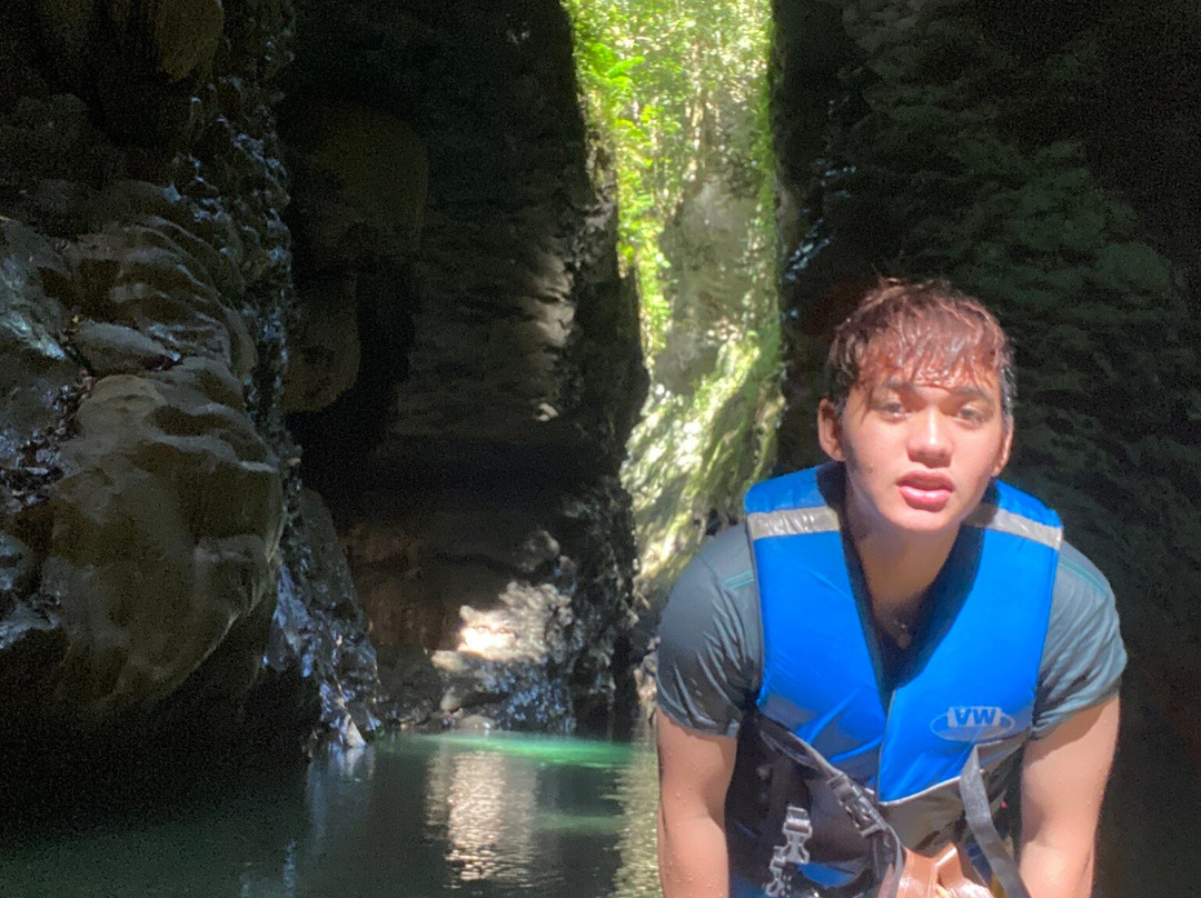 Blue Water Falls and Cave-Baggao必去景点