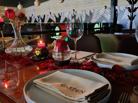 Garden Gastrobar Lounge