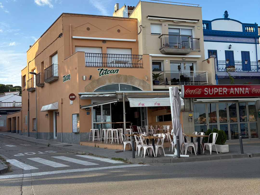 范德瓦尔克船歌酒店主图